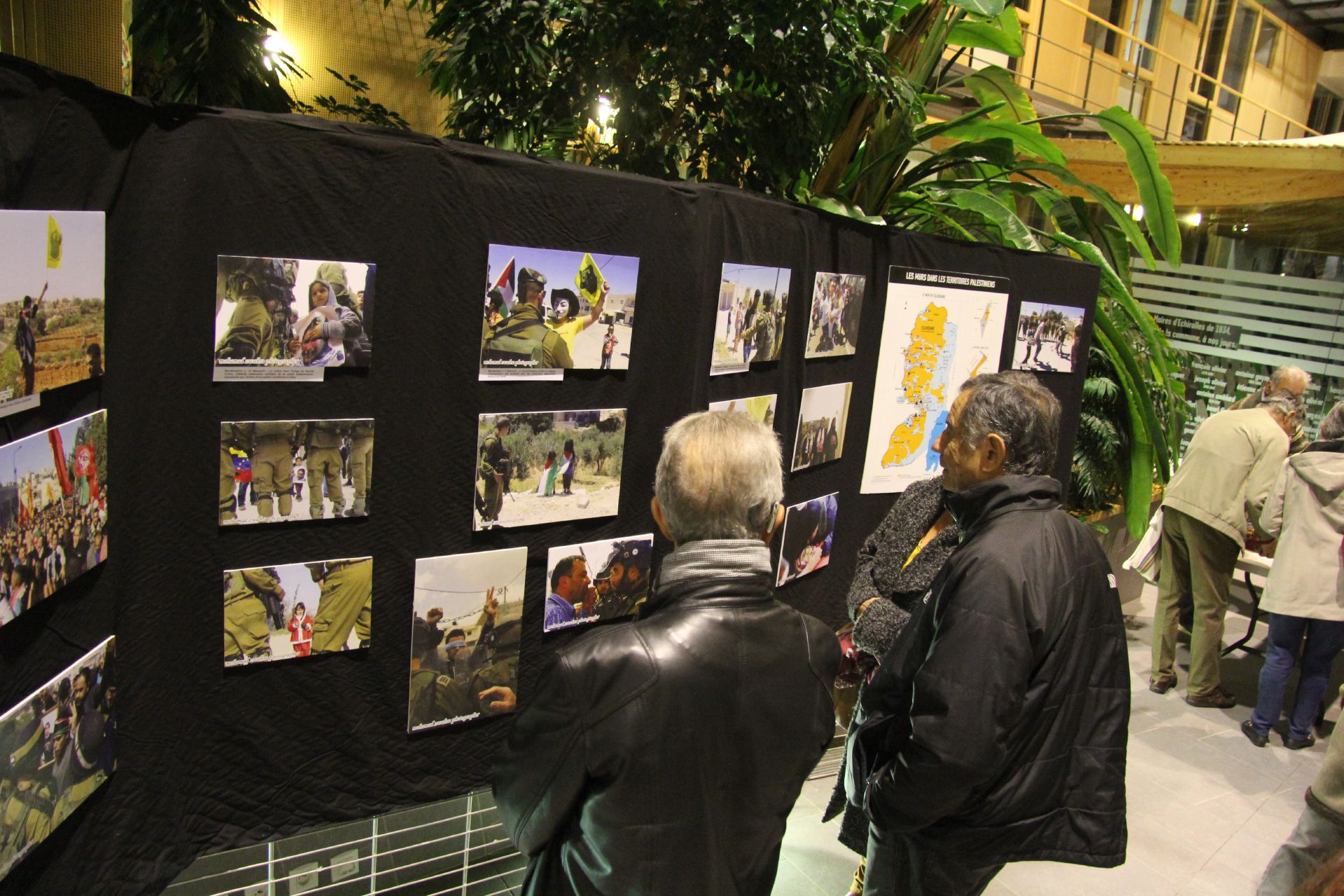 Semaine de la solidarité internationale, exposition à l'hôtel de ville Semaine de la solidarité internationale