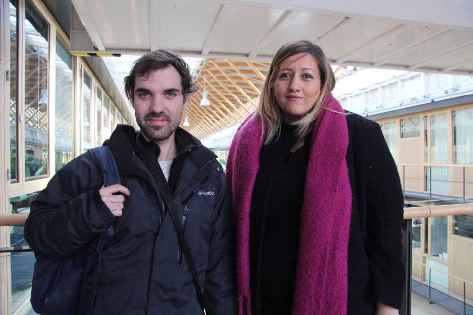 Assia Cherchari et Antonin Delabouglise agents recenseurs Assia Cherchari et Antonin Delabouglise, agents recenseurs