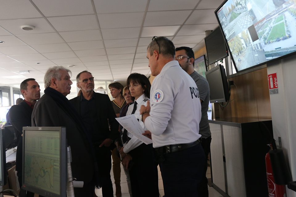 Conférence de presse sur l'expérimentation sur les deux roues Conférence de presse sur l'expérimentation sur les deux roues