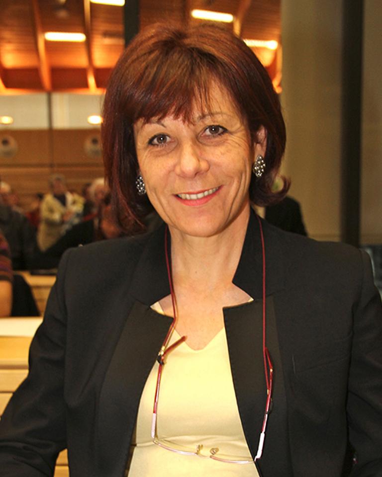 Jacqueline MADRENNES