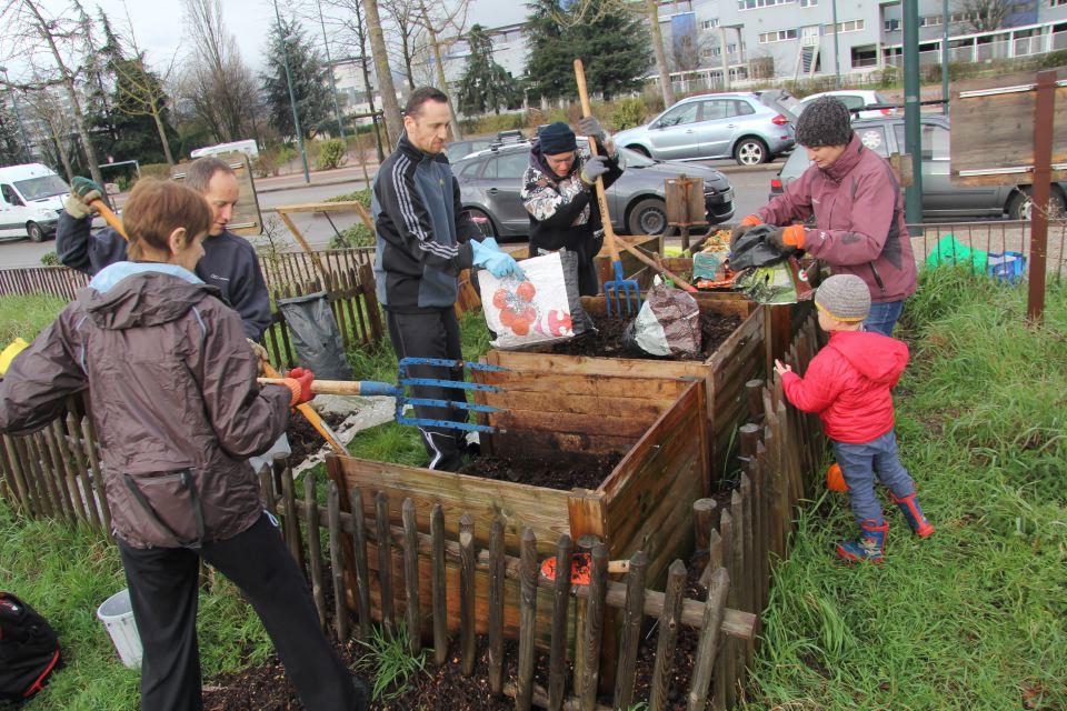 Le site de compostage au square Champ-de-la-Rousse