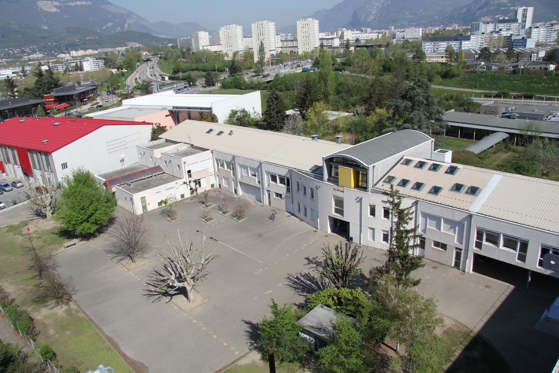 Vue aérienne du collège Louis-Lumière