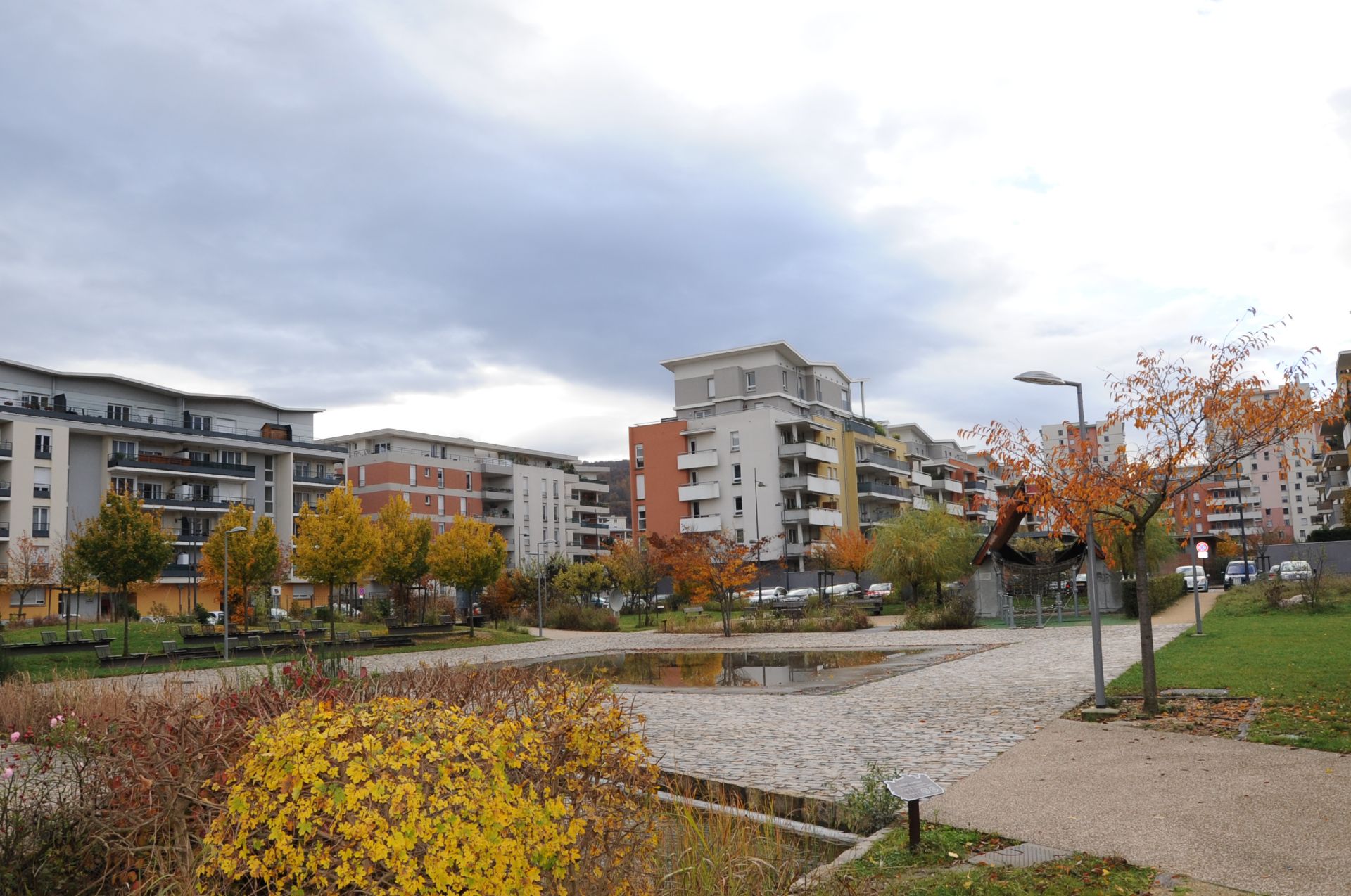 Champs-de-la-Rousse en automne Champs-de-la-Rousse en automne