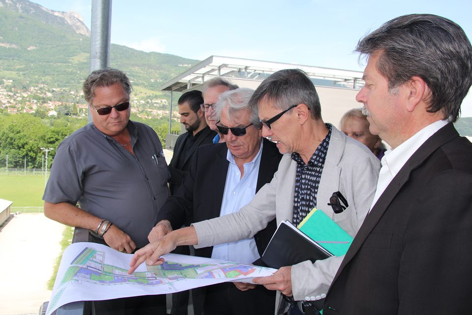 Les élu-es en visite à Navis Les élu-es en visite à Navis