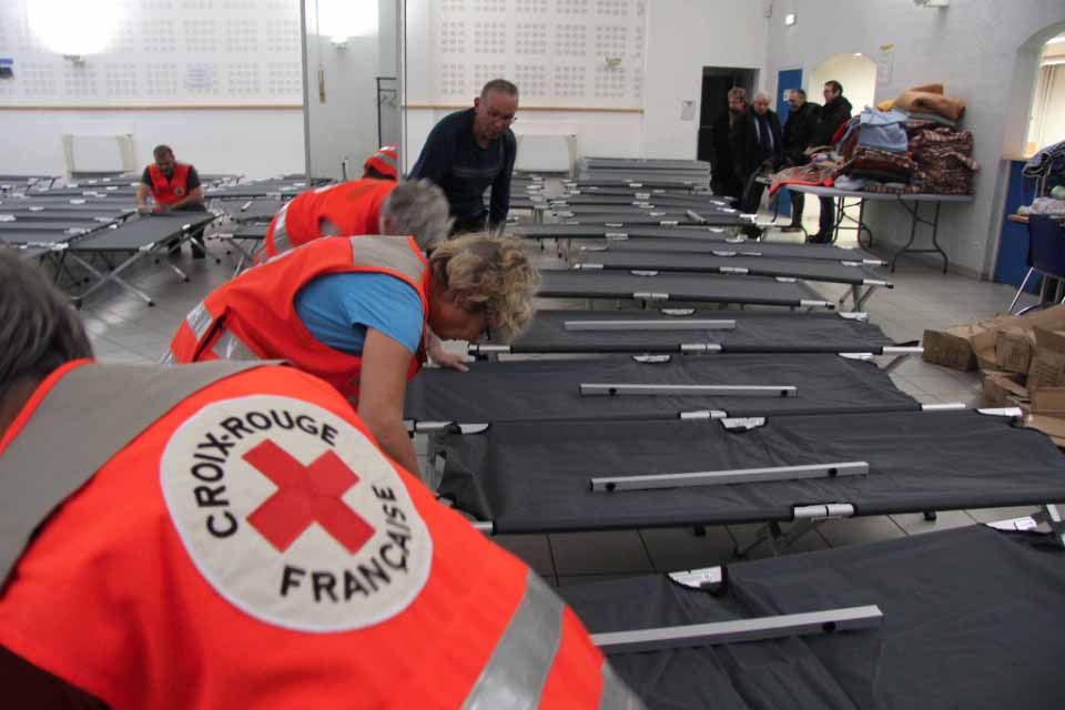 Echirolles participe au dispositif d’hébergement d’urgence hivernal Les élus d'Echirolles visitent la salle d'accueil