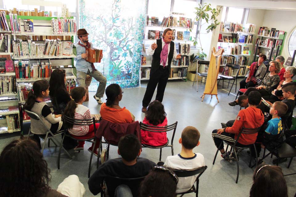 Les Conteurs du mardi à la bibliothèque Pablo Neruda