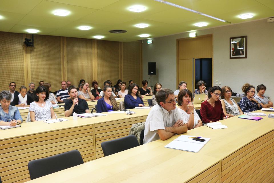 Les directrices et directeurs des écoles