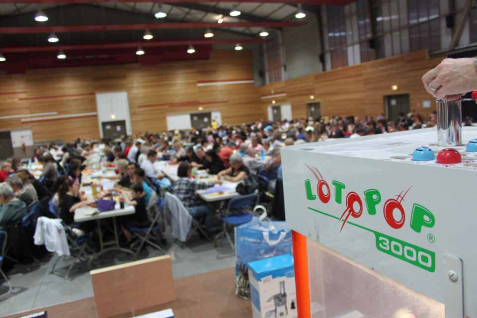 Un loto à la salle des fêtes