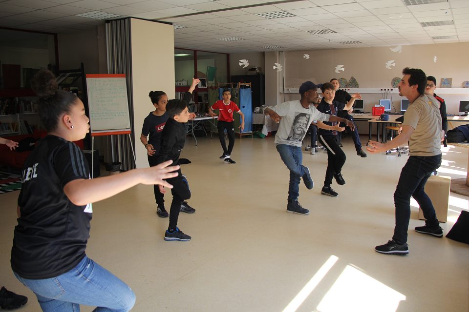 De jeunes Echirollois-es imaginent un hymne pour le mondial féminin