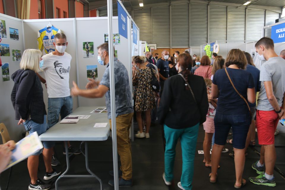 Une édition porteuse d'espoirs... Près de 1 800 visiteurs, sans compter les enfants, ont arpenté les allées du Forum tout au long de la journée à la recherche de renseignements ou d'une discipline à pratiquer pour l'année. Le signe d'un renouveau...