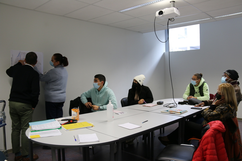 Les agents vont suivre en janvier et février une formation pour mener l'enquête de l'INSEE Les agents vont suivre en janvier et février une formation pour mener l'enquête de l'INSEE