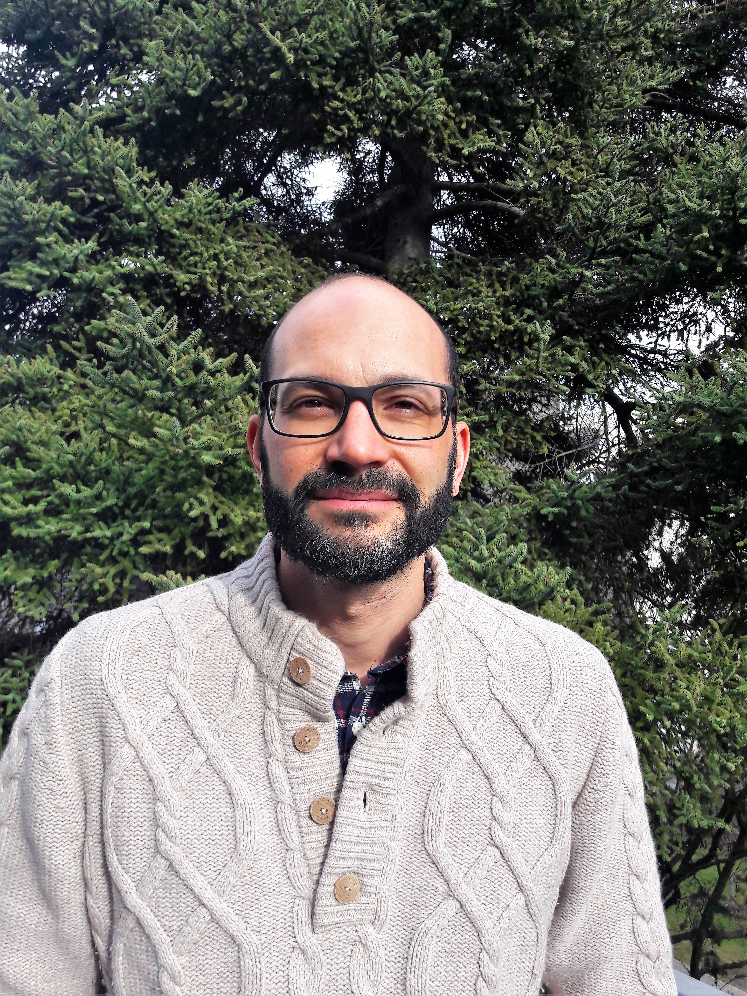 Changement climatique : Marcel-David fait école Xavier Froissard, géographe et climatologue, spécialiste du climat aux échelles fines qui a co-animé avec Sandra Rome, maître de conférence en géographie à l'UGA, la conférence sur les ilots de chaleur urbain qui s'est tenue à l'hôtel de ville, répond à nos questions.
