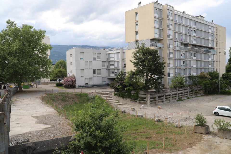 Les démolitions, comme celle imaginée et souhaitée sur le quartier Saintonge, permettent, comme ici sur le secteur Ouessant, d'ouvrir et d'apporter une autre qualité de vie aux différents quartiers qui composent le secteur Essarts-Surieux. 