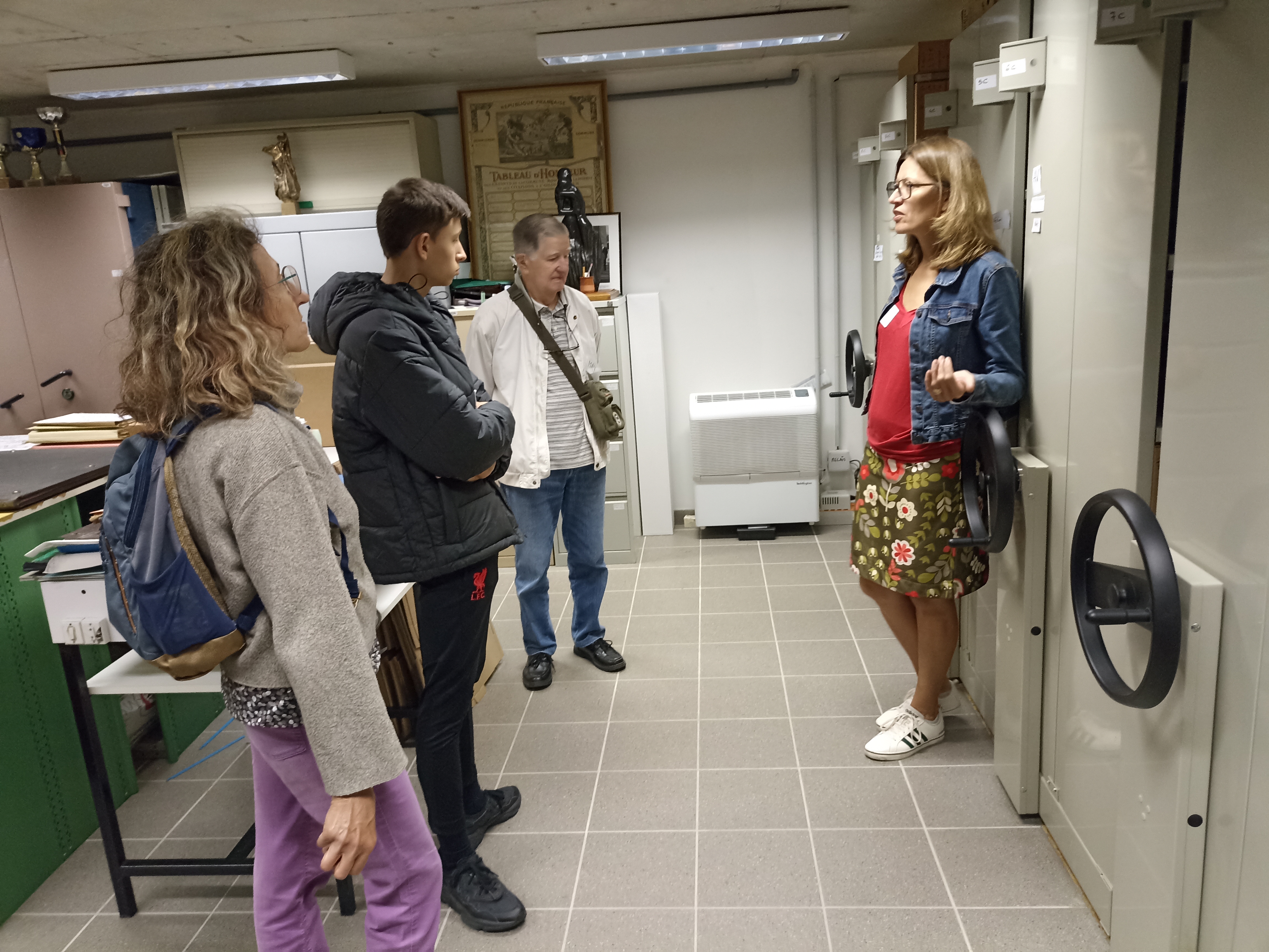 La Ville ouvrait les portes de ses archives au public, accueilli par les professionnelles de la Mairie.