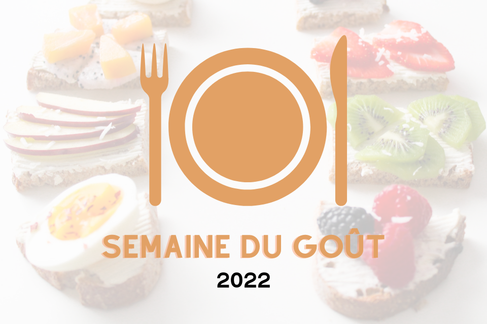 La Semaine du goût 2022 à Échirolles Pictogramme assiette et couverts avec nourriture à l'arrière plan et au 1er plan écrit : "Semaine du Goût 2022"