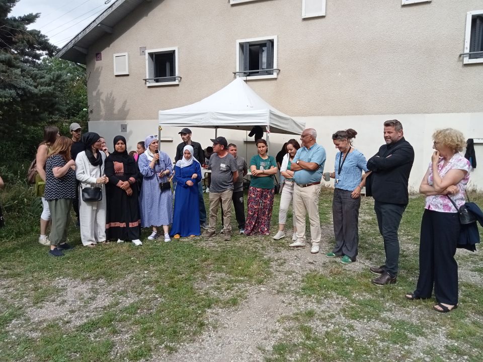 Soleeo a fêté ses un an ! Bénévoles et salarié-es ont dit leur bonheur de cette première année de fonctionnement de Soleeo et leur espoir pour la suite...