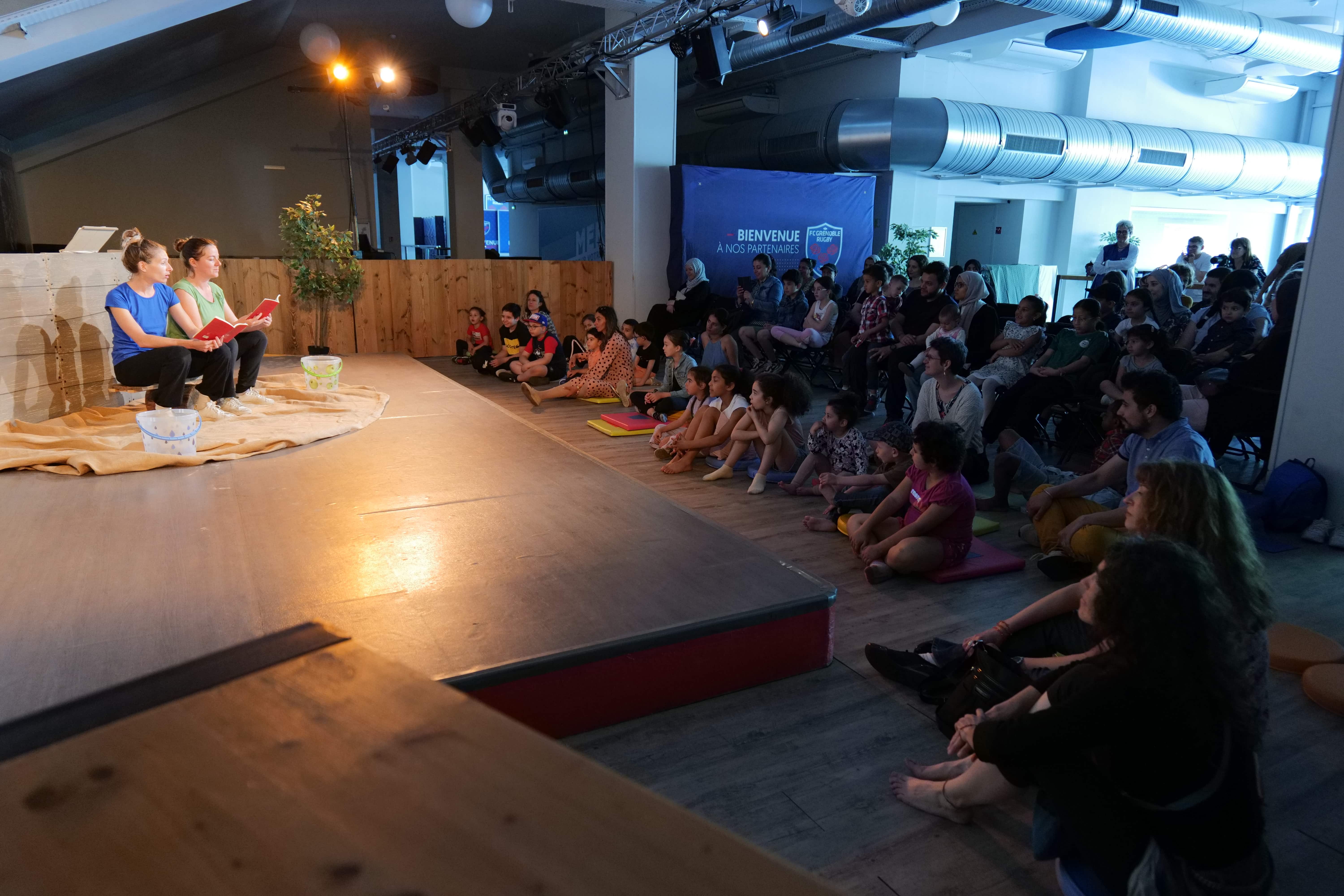 La compagnie AJT présentait un spectacle pour les enfants.