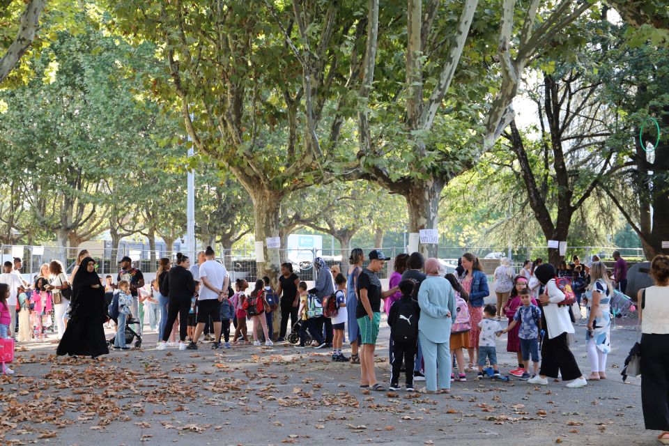 Lundi 4 septembre, 3 609 élèves ont fait leur rentrée, plutôt sereine, dans l'une des 21 écoles maternelles et élémentaires de la Ville.