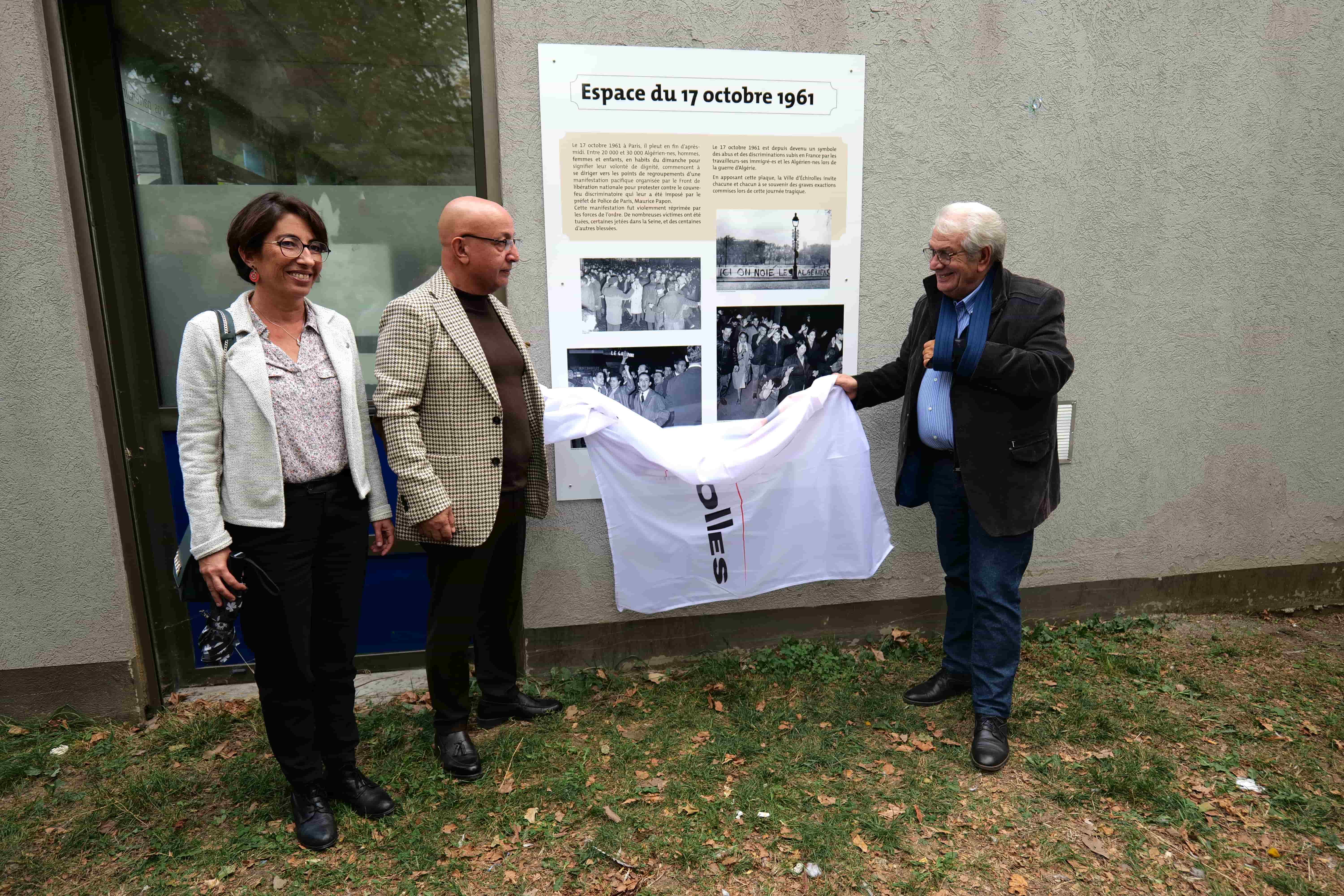 La plaque permet le souvenir de cette journée noire de l'Histoire.