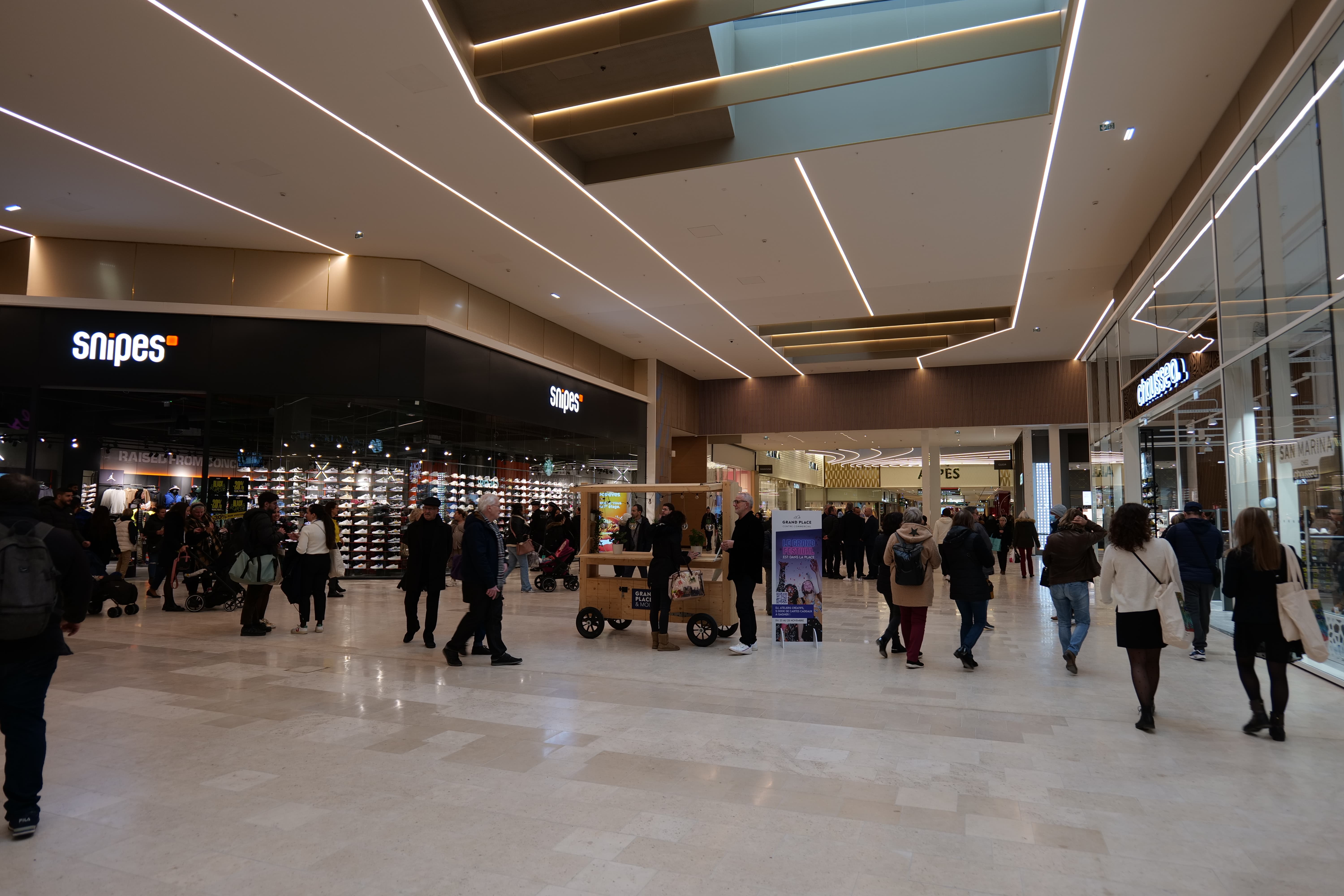 La nouvelle partie s'ouvre sur la partie sud de GrandPlace.