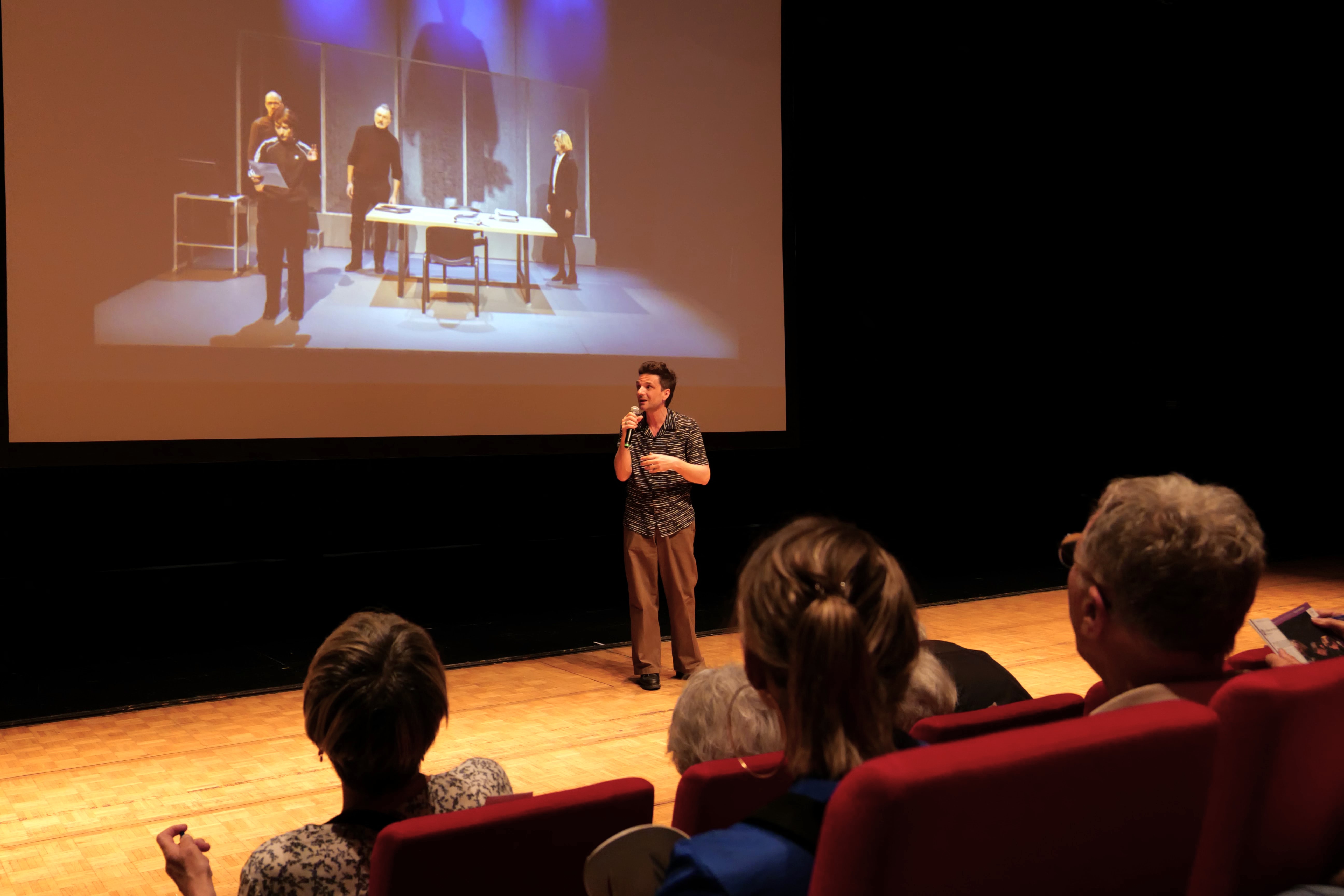 Grégoire Cuvier viendra présenter un spectacle haletant, un polar de 9 heures où le public deviendra détective.