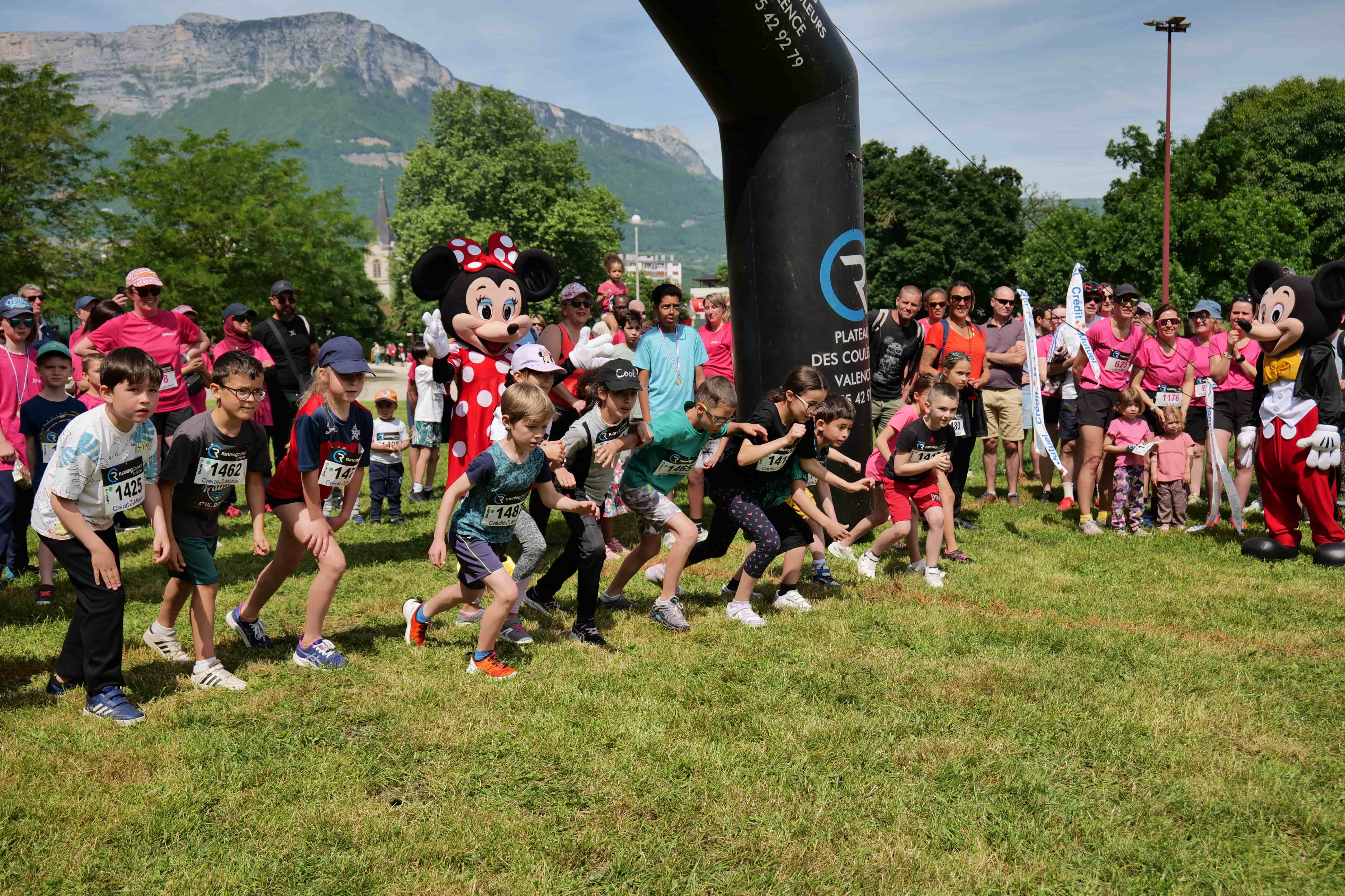 1 400 participants ont marché ou couru contre le cancer.