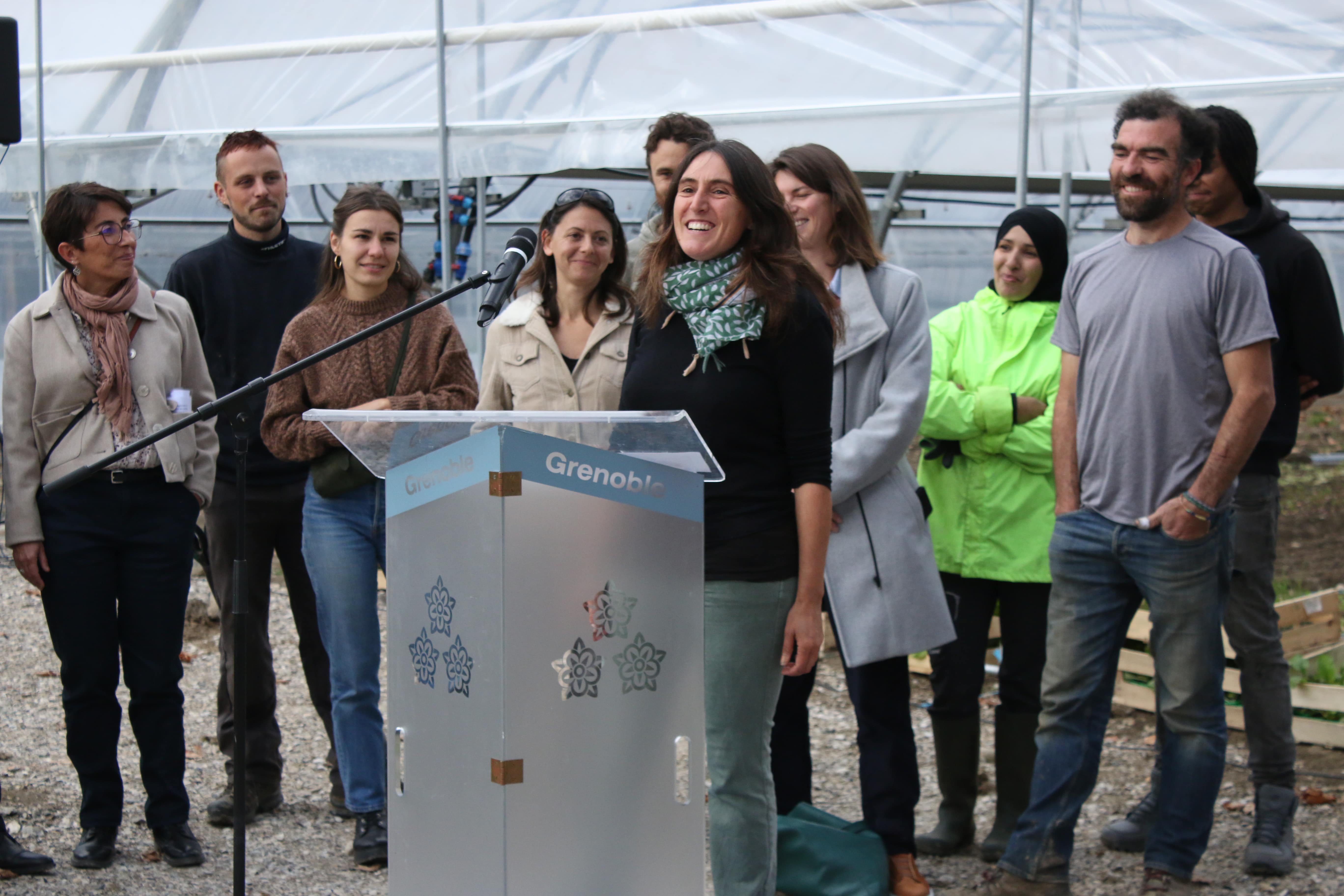 Isabelle Robles, directrice de la ferme Mille feuilles, présentait son équipe.