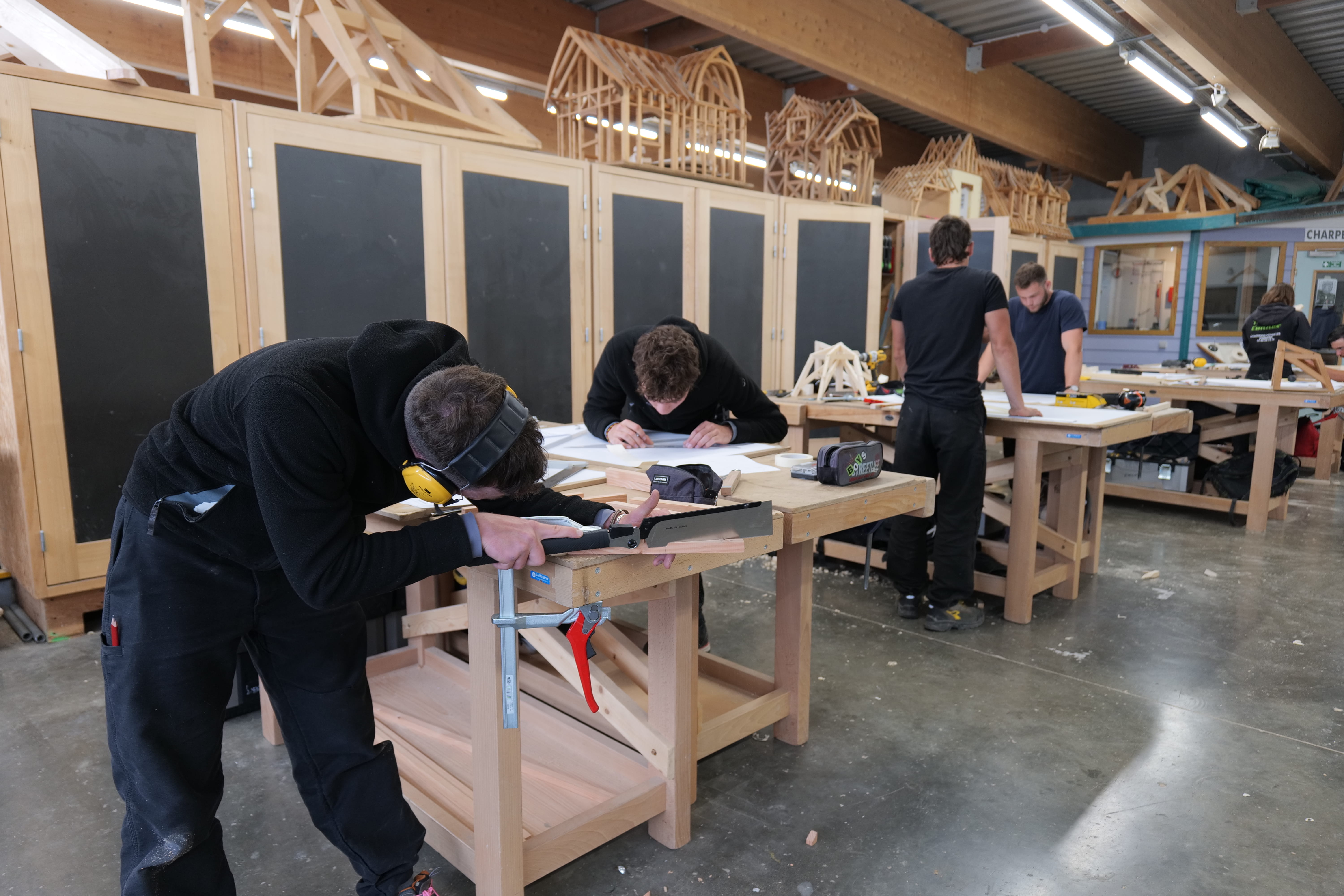 Des élèves ont présenté leurs métiers.