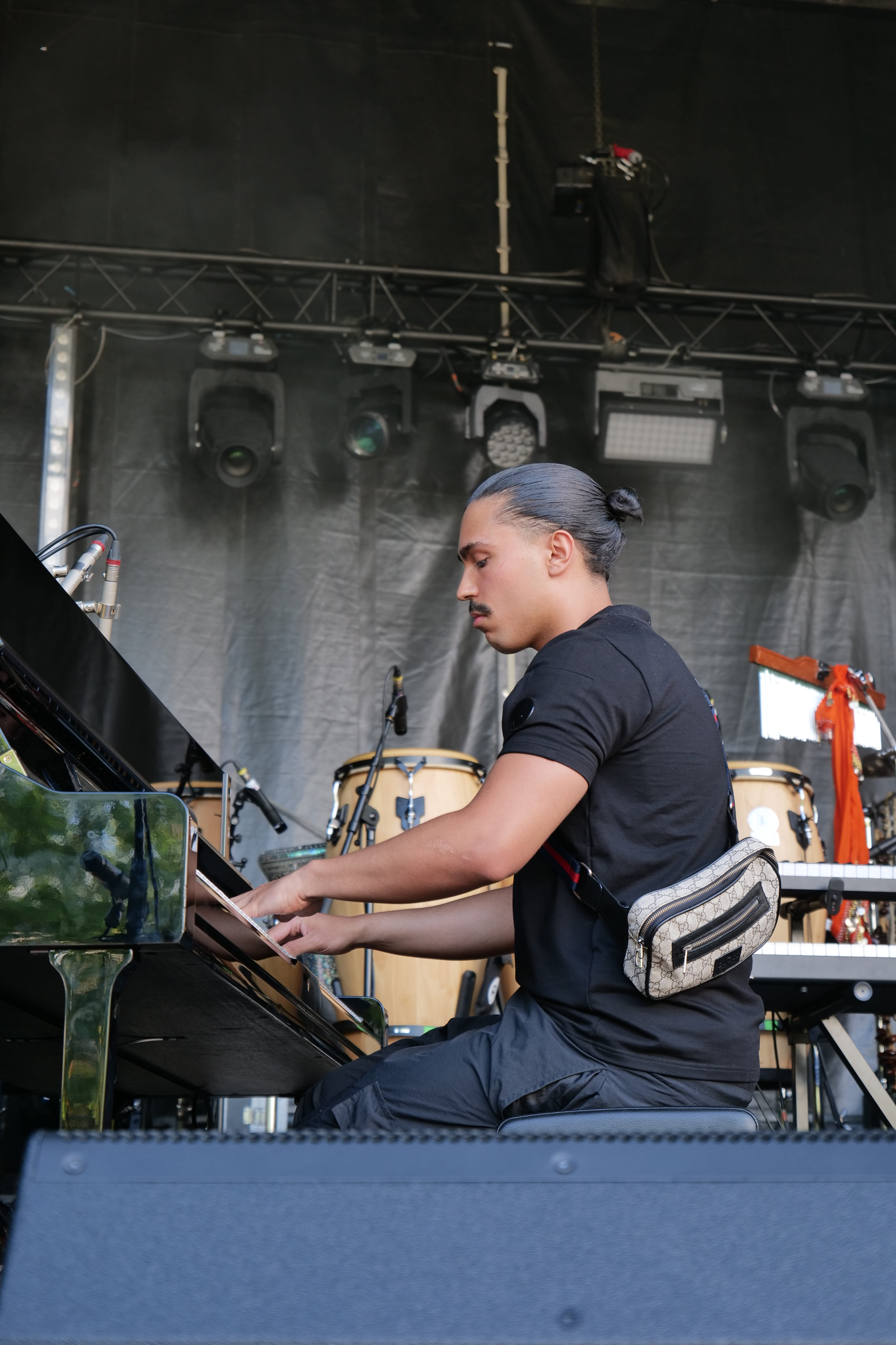 Aziz Hammedi donnait son premier concert de piano sur scène.