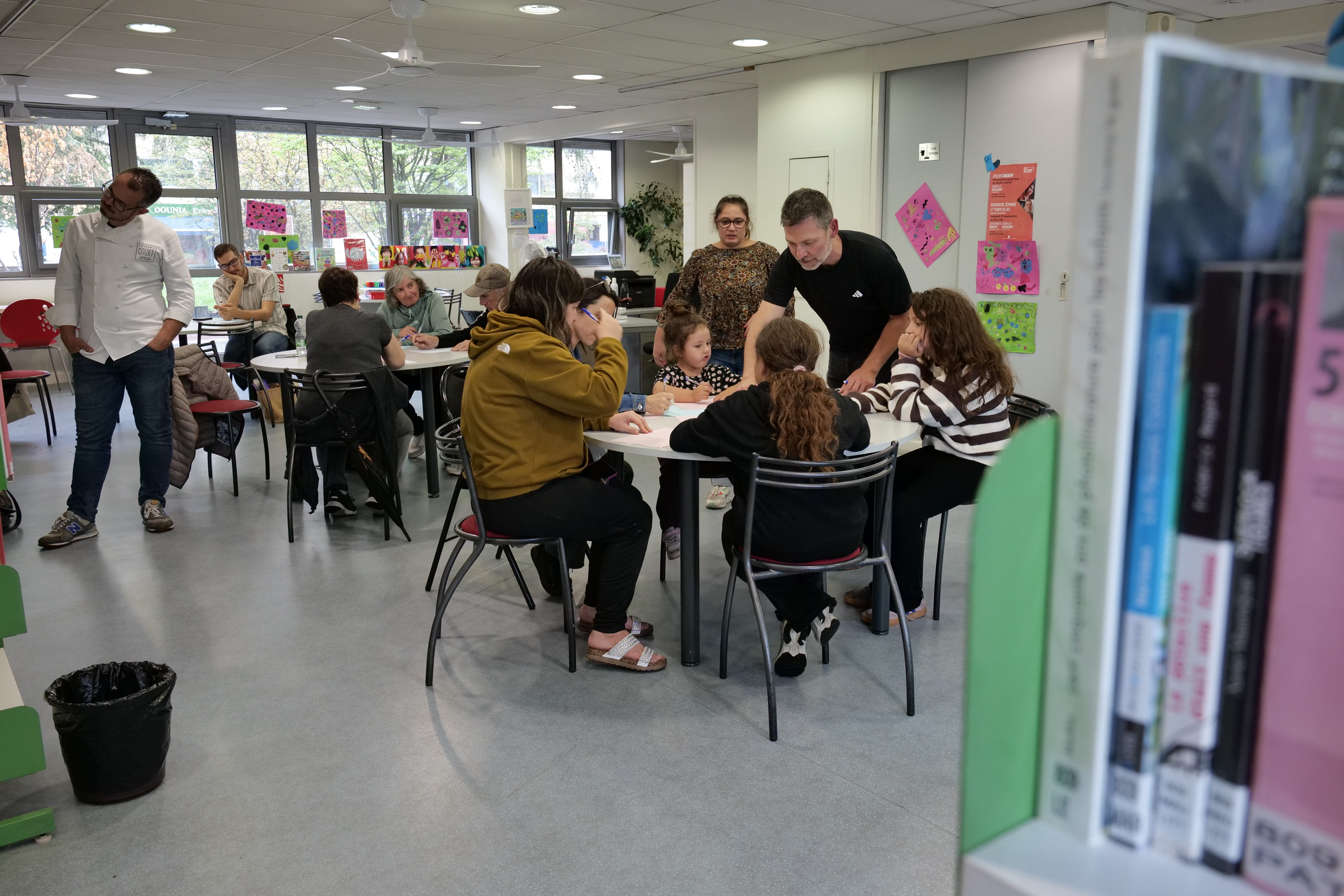 Un atelier d'écriture à partir de l'une des recettres du matin était proposée à la bibliothèque Neruda.