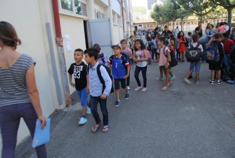 Rentrée scolaire à l'école Auguste Delaune