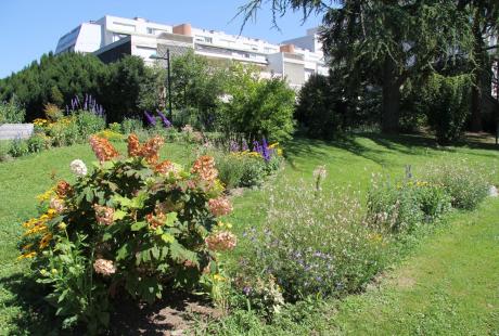 Le parc Maurice-Thorez dans le quartier des Granges.