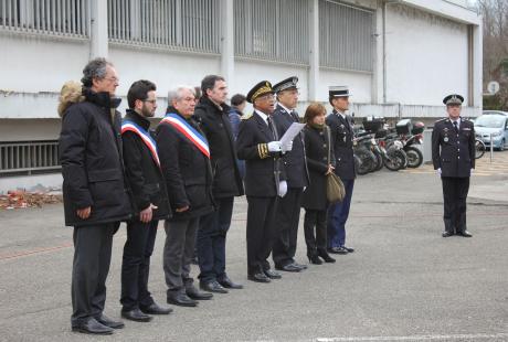 Securité et effectifs policier : la réponse de l'état