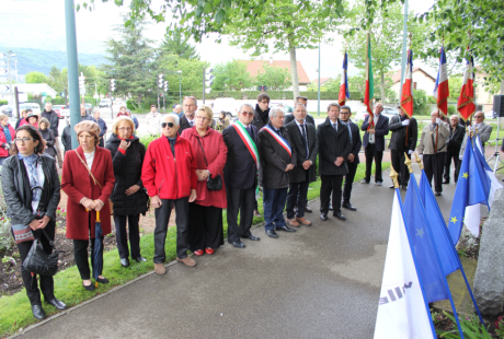 Commémoration stèle du 8 mai 1945