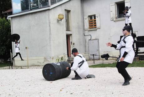 Spectacle de la compagnie Naüm au musée de la Viscose