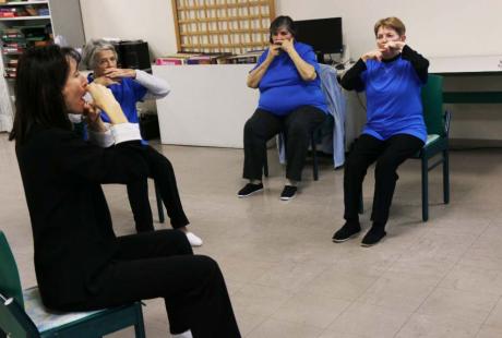 Séance de qi gong à la résidence autonomie Maurice Thorez