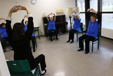 Séance de qi gong à la résidence autonomie Maurice Thorez