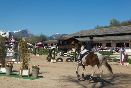 Concours hippique national à l'étrier du Dauphiné