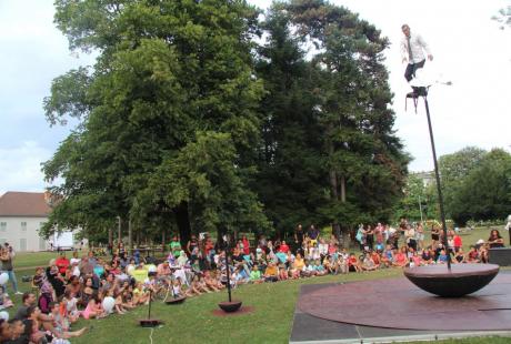 Le spectacle acrobatique Culbuto