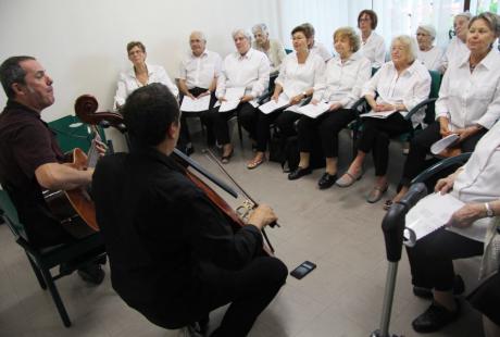 La chorale à chœur joie de la résidence autonomie Maurice Thorez