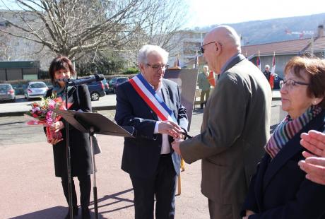 Affiche rouge : Commémoration de l'éxécution du Groupe Manouchian