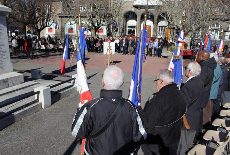 Affiche rouge : Commémoration de l'éxécution du Groupe Manouchian