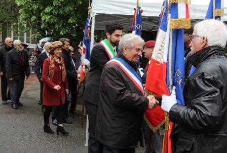 8-mai-1945 : Une cérémonie festive