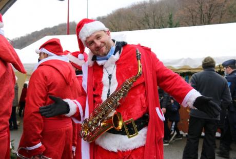 Un saxophoniste de la compagnie Lapatam'Fony.