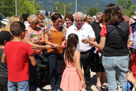 La cérémonie officielle d'inauguration du parc et de la piste d'évolution ont matérialisé l'attente des habitant-es autour de ce nouvel espace vert au centre-ville.