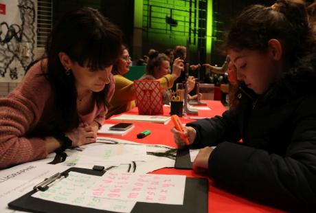 MAO, manga, typo et calligraphie étaient au programme du village animé par Le Tracé, le Pôle de la lecture et de l'écrit et le groupe culture-jeunesse.