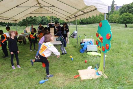 Escalade et cirque, ateliers sportifs, ludiques ou culturels... tout au long de l'après-midi, petits et grands ont pu profiter d'un moment de fête autour du verger.