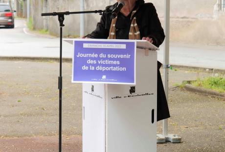 Michèle Josserand, de la Fédération Nationale Des Déportés et Internés Résistants et Patriotes, a lu deux messages lors de la cérémonie.