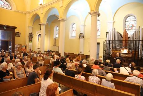L'Association pour un orgue à Echirolles (APOE) proposait de jolis concerts d'orgue, d'accordéon et de chants sacrés à l'église Saint-Jacques.