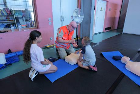 La Croix Rouge française animait un atelier premiers secours.